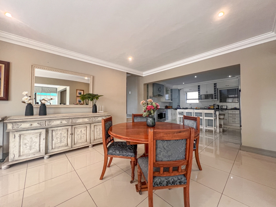 9 Bedroom Property for Sale in Myburgh Park Western Cape